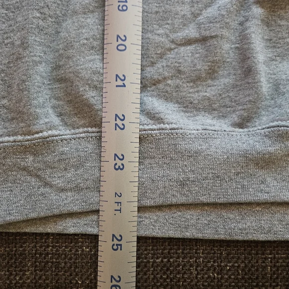 Vintage Central Washington University Alumni Gray Crewneck Women's Size Small - Picture 3 of 6